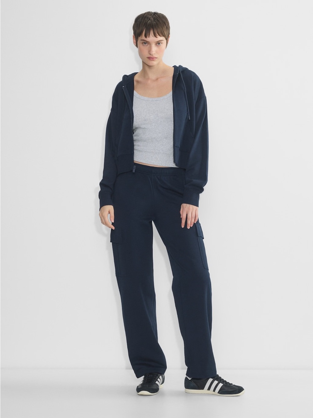 Aritzia Terry Sweatfleece Mega Cargo™ Sweatpant size L admiral